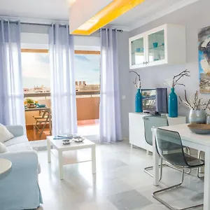 Del Mar - Estupendo Piso Con Terraza En Segunda Línea Barbate